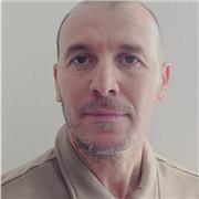 Professeur donne des cours d'Arabe pour tous niveau , cours de droits ( commercial, droit des affaires) et le cours de SES pour lycéens